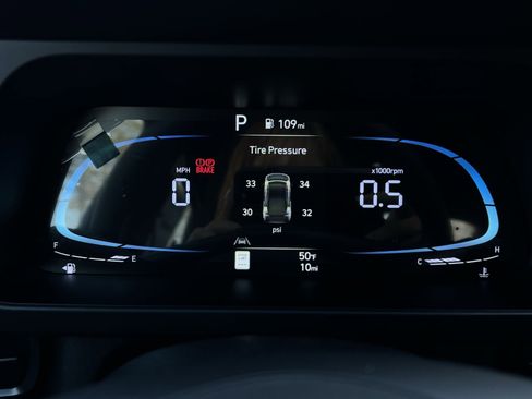 New 2026 Hyundai Elantra SEL Sport image 17