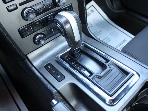 Used 2014 Ford Mustang Coupe RWD image 14