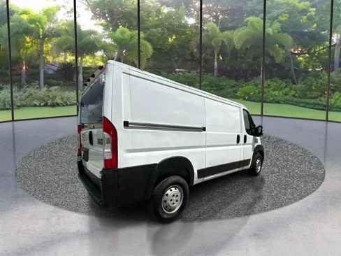 Used 2017 RAM ProMaster 1500 FWD image 5