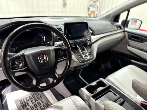 Used 2018 Honda Odyssey EX-L image 2