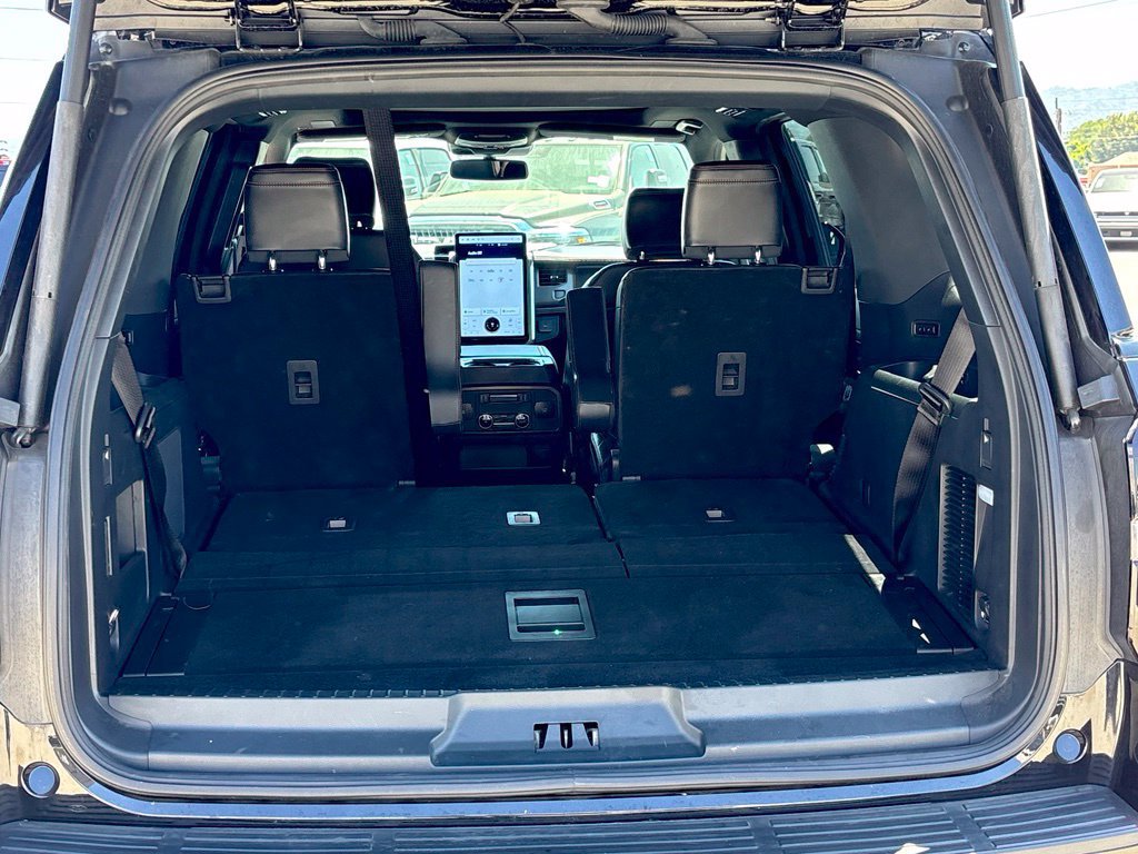 Used 2024 Ford Expedition Platinum RWD image 25