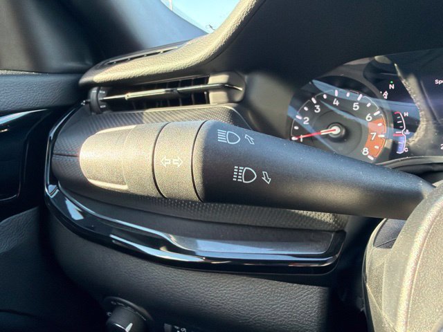 Certified 2025 Jeep Compass Limited w/ Sun & Sound Group AWD/4WD image 24
