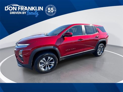 New 2026 Chevrolet Equinox LT w/ Convenience Package II image 1