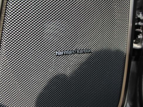 New 2025 RAM 2500 Limited image 30