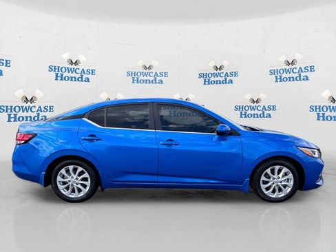 Used 2023 Nissan Sentra SV w/ SV Premium Package FWD image 9
