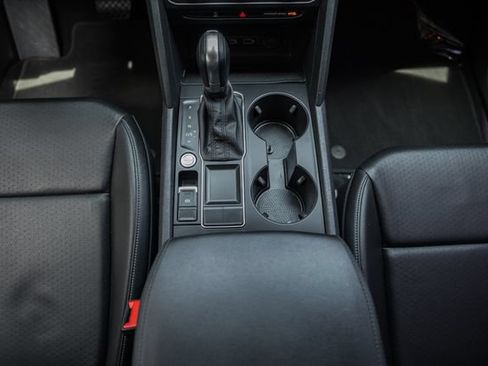 Used 2019 Volkswagen Atlas SE w/ Towing Package FWD image 33