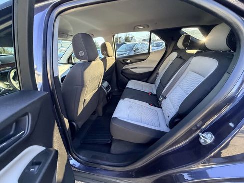 Used 2018 Chevrolet Equinox LT image 40