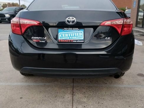 Used 2019 Toyota Corolla LE image 3