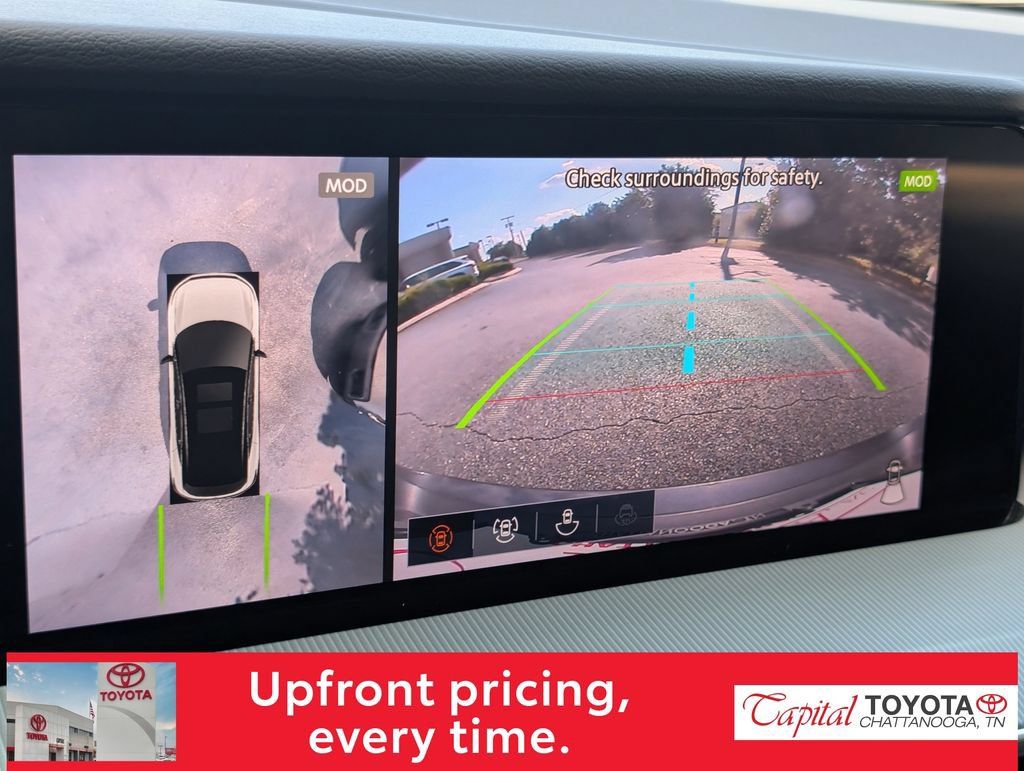 Used 2025 Nissan Murano SL AWD/4WD image 23