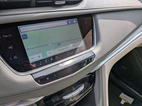 Certified 2024 Cadillac XT5 Premium Luxury w/ Technology Package FWD image 19