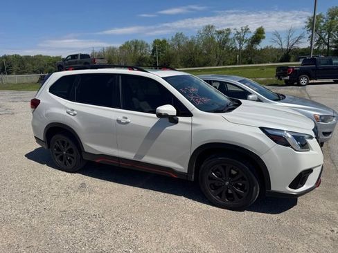 Used 2024 Subaru Forester Sport AWD/4WD image 2