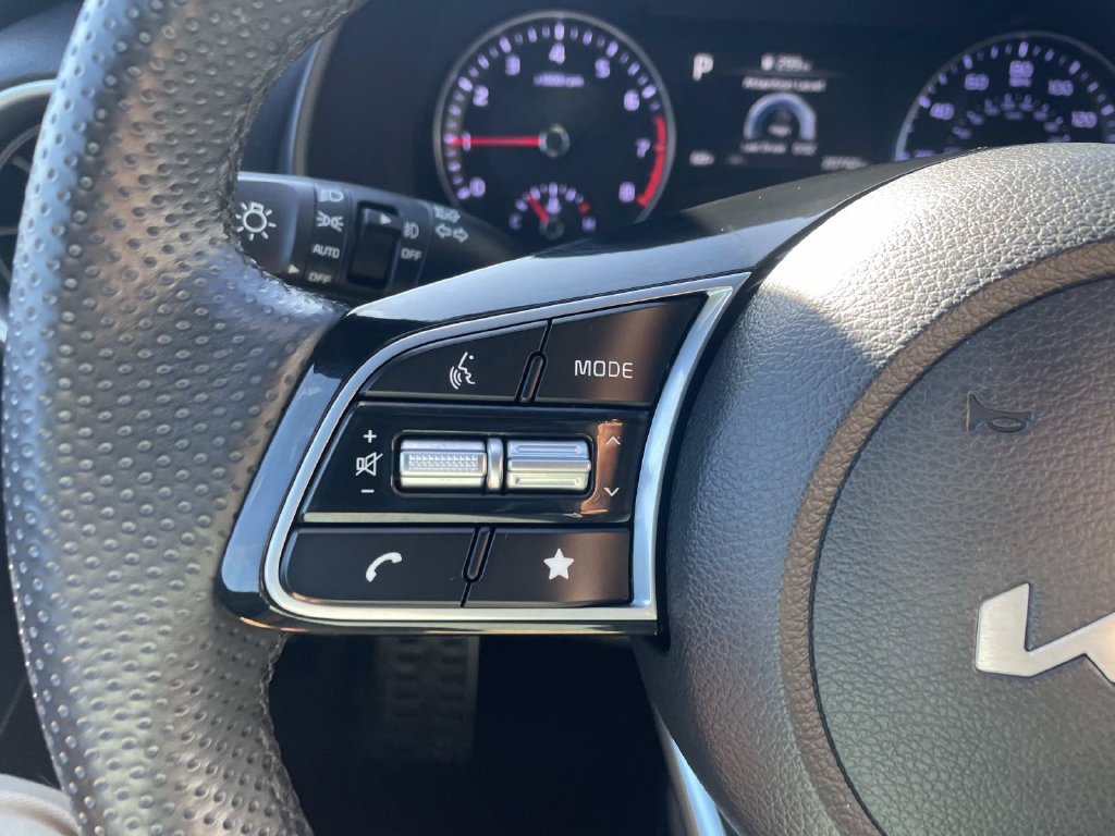 Used 2023 Kia Forte GT-Line FWD image 29