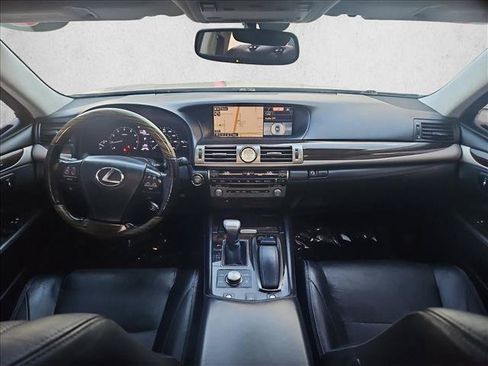 Used 2015 Lexus LS 460 AWD w/ Comfort Package image 19