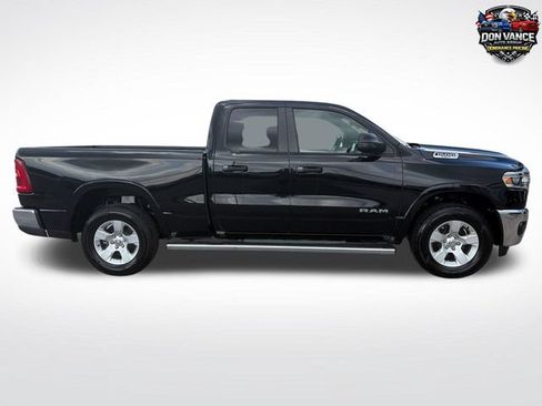 Used 2025 RAM 1500 Big Horn AWD/4WD image 7