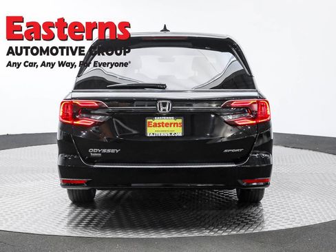 Used 2024 Honda Odyssey Sport image 6