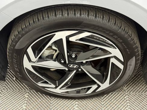 Used 2026 Hyundai Sonata SEL FWD image 11