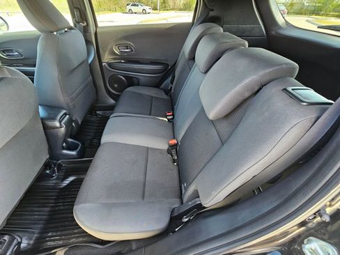 Used 2022 Honda HR-V Sport image 18