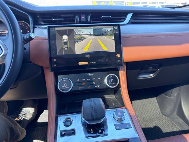 Used 2024 Jaguar F-PACE R-Dynamic S AWD/4WD image 12