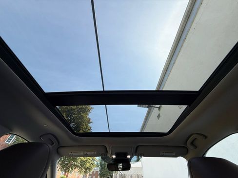 Used 2023 Honda Pilot Elite image 21