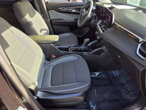 Used 2024 Chevrolet TrailBlazer LT image 15