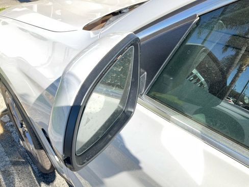 Used 2023 BMW X4 xDrive30i image 35