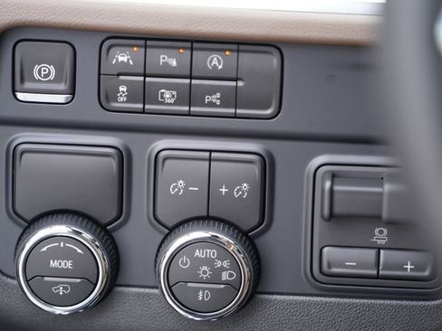 New 2026 Chevrolet Tahoe High Country RWD image 18
