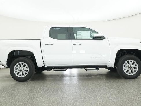 New 2025 Toyota Tacoma SR5 image 27
