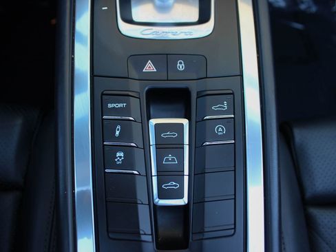 Used 2013 Porsche 911 Carrera S image 32