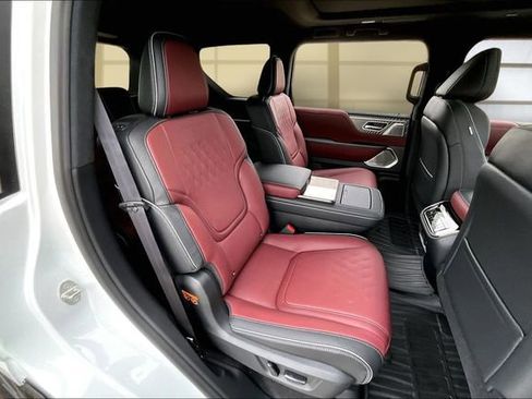 New 2026 INFINITI QX80 Autograph image 27