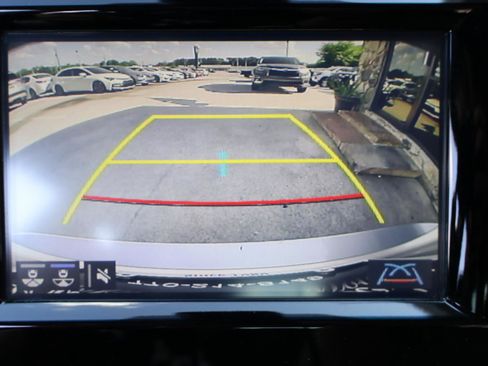 Used 2018 Toyota Camry SE w/ Convenience Package image 45