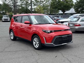 Used 2023 Kia Soul LX w/ Option Group 015 FWD video 1