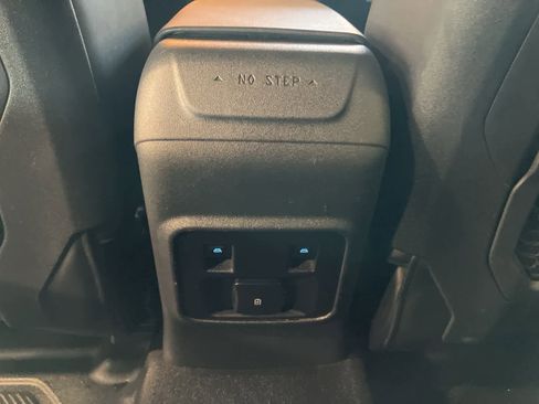 Used 2024 Ford Bronco Big Bend image 26