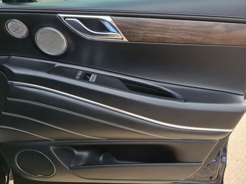 Used 2023 Genesis GV80 2.5T w/ Prestige 20" Package image 7