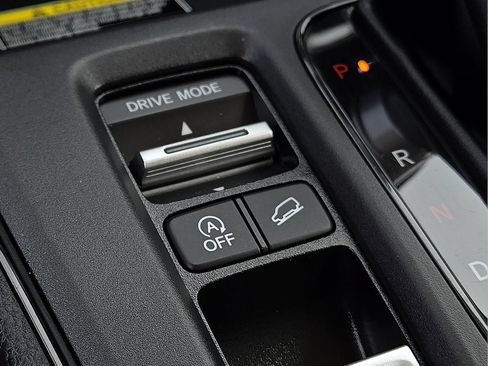 Used 2025 Honda CR-V EX-L image 17