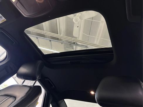 Used 2018 Lincoln MKZ Reserve w/ Technology Package AWD/4WD image 26