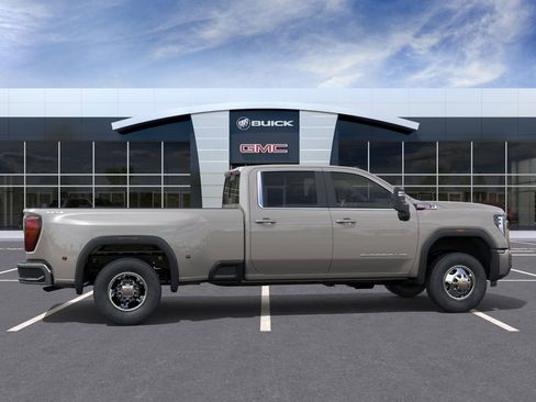New 2026 GMC Sierra 3500 SLE w/ SLE Value Package image 5