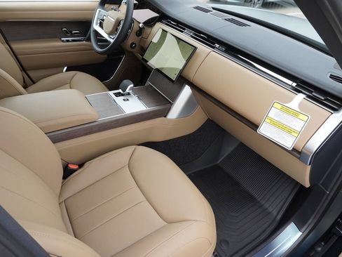 New 2026 Land Rover Range Rover SE AWD/4WD image 22