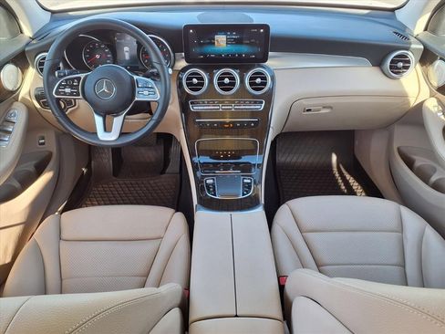 Used 2021 Mercedes-Benz GLC 300 image 10