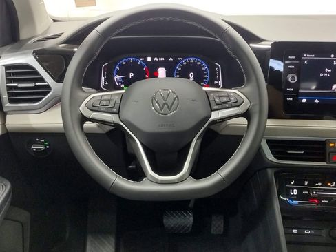 New 2025 Volkswagen Taos SEL image 37