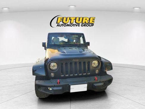 Used 2018 Jeep Wrangler Unlimited Rubicon image 2