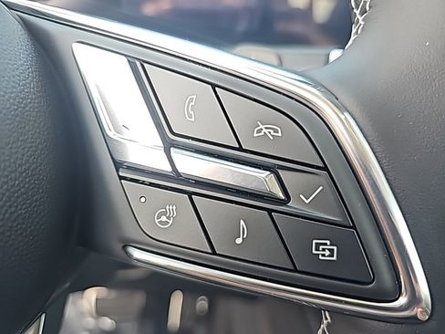 New 2025 Buick Envision Sport Touring image 21