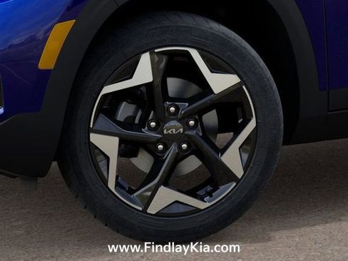 New 2026 Kia Seltos S FWD image 11