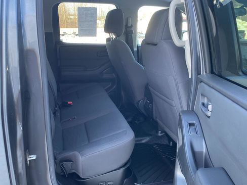 Used 2024 Nissan Frontier S w/ Technology Package image 10
