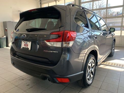 Certified 2023 Subaru Forester Premium image 18