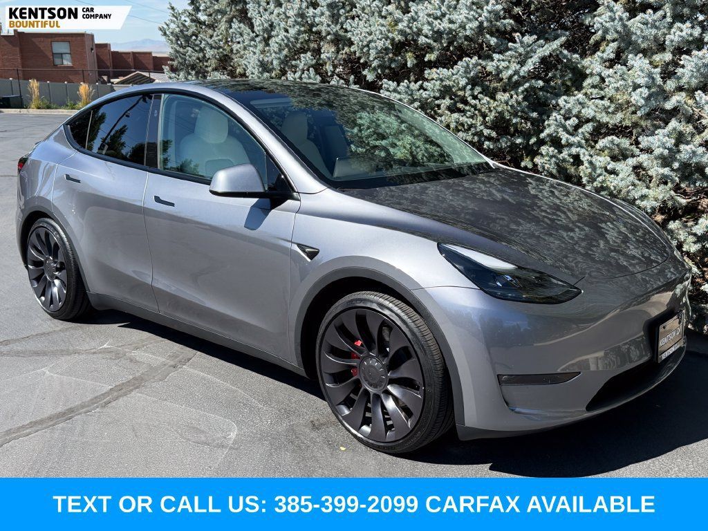 Used 2024 Tesla Model Y Performance AWD/4WD image 12