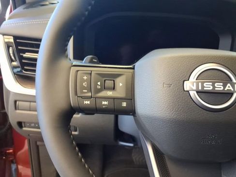 New 2026 Nissan Rogue Platinum AWD/4WD image 10