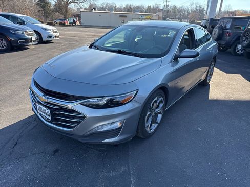 Used 2024 Chevrolet Malibu LT image 22