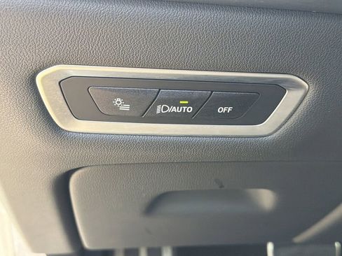 Used 2024 BMW X7 xDrive40i w/ Executive Package image 37