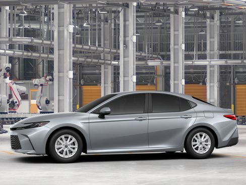 New 2026 Toyota Camry LE w/ Convenience Package FWD image 3