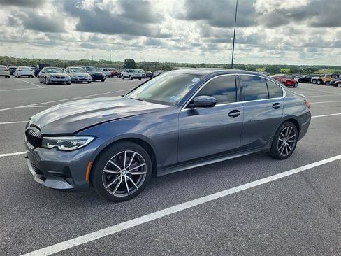 Used 2022 BMW 330i xDrive Sedan AWD/4WD image 4